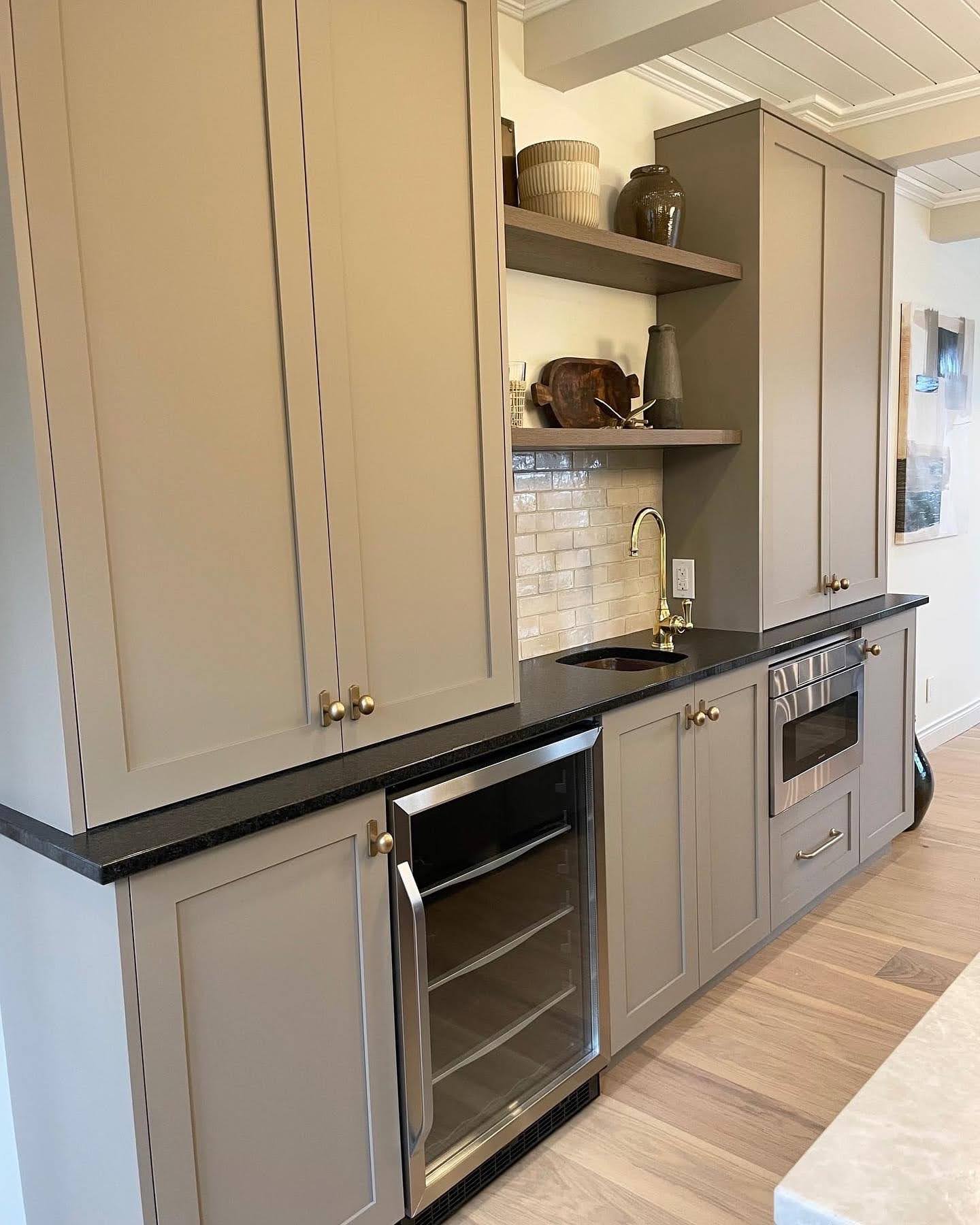 Custom Butler's Pantry